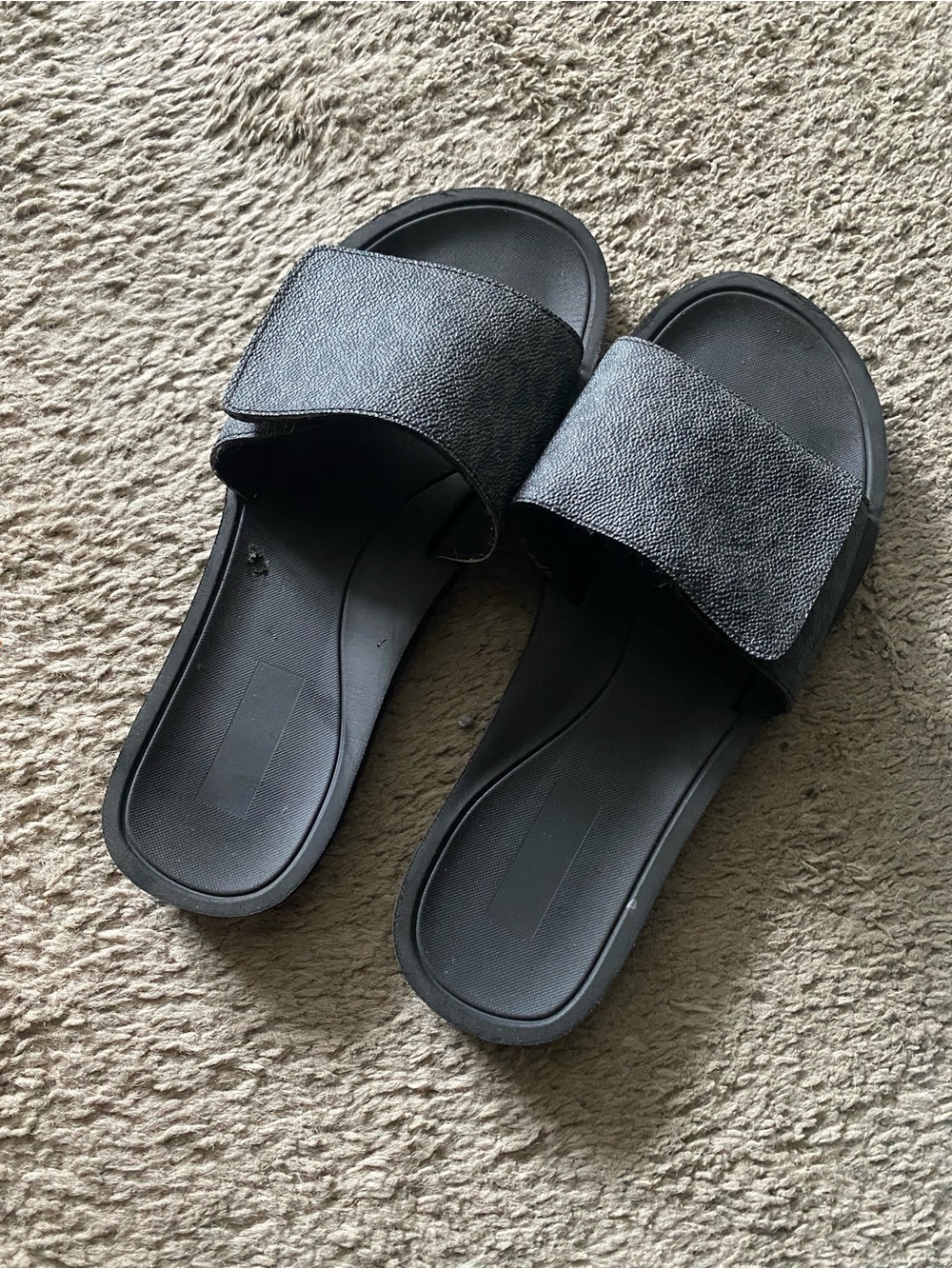Michael Kors Women's Black Slide Sandals - Sleek Everyday Comfort
